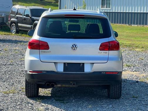 2012 Volkswagen Tiguan SE