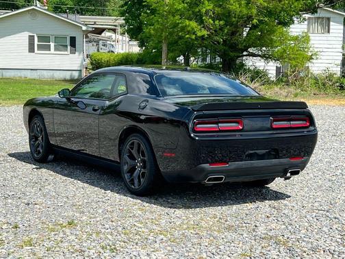 2020 Dodge Challenger SXT
