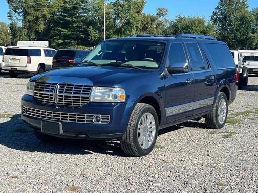 2013 Lincoln Navigator L
