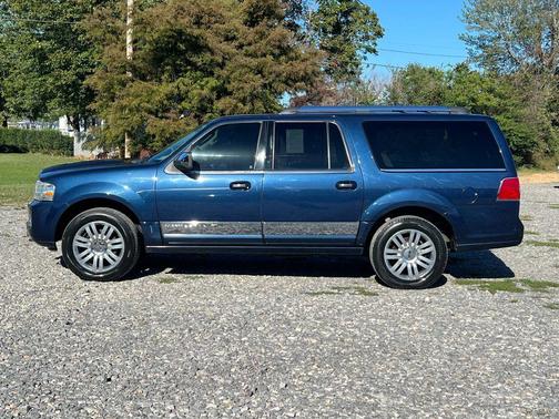 2013 Lincoln Navigator L