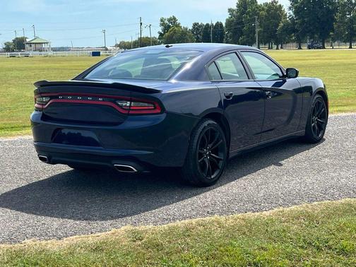 2017 Dodge Charger SE