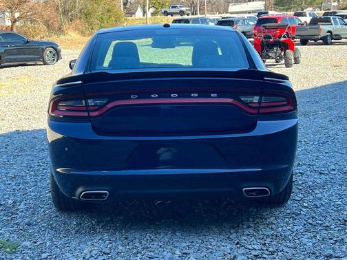 2017 Dodge Charger SE