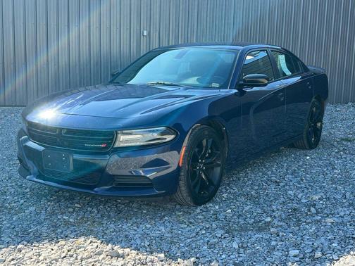2017 Dodge Charger SE