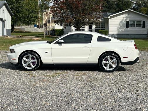 2010 Ford Mustang GT Premium