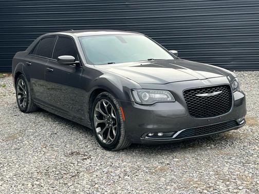 2016 Chrysler 300 S