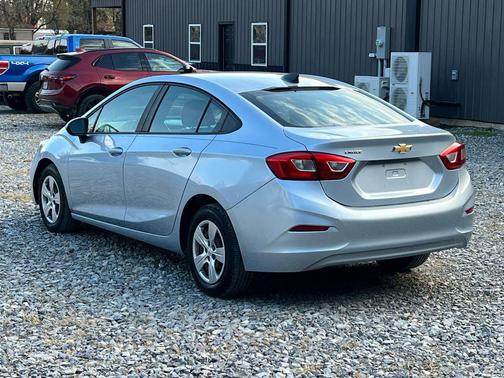 2018 Chevrolet Cruze LS