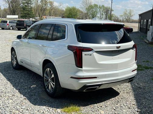 Crystal White Tricoat 2020 Cadillac XT6 Premium Luxury FWD