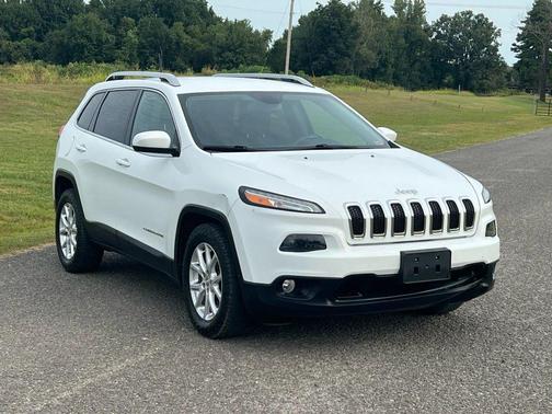 2015 Jeep Cherokee Sport