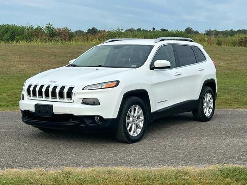 2015 Jeep Cherokee Sport