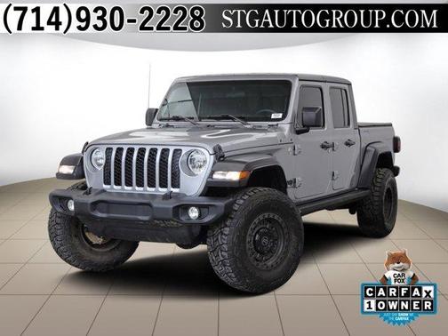 Photo 1 of 25 of 2020 Jeep Gladiator Sport