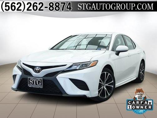 Photo 1 of 27 of 2020 Toyota Camry SE