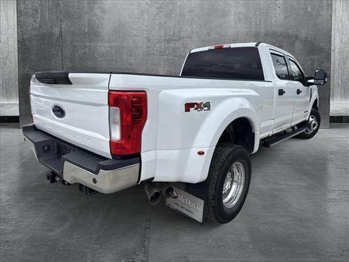 2017 Ford F-350 XLT
