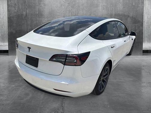 2021 Tesla Model 3 Long Range