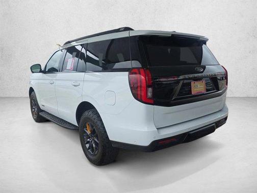 Oxford White 2025 Ford Expedition Tremor