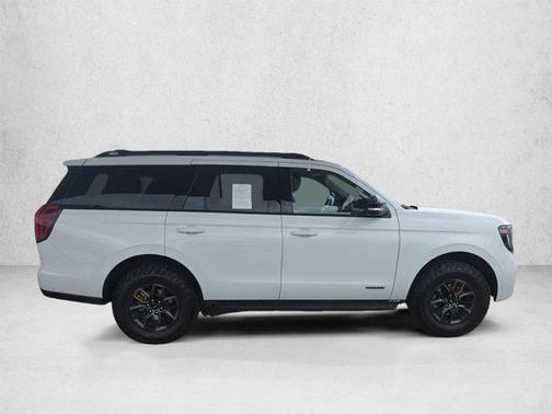Oxford White 2025 Ford Expedition Tremor