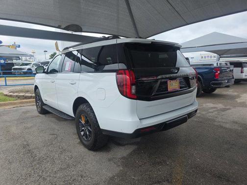 Oxford White 2025 Ford Expedition Tremor