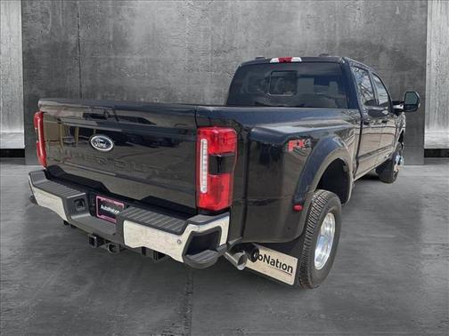2025 Ford F-350 Lariat