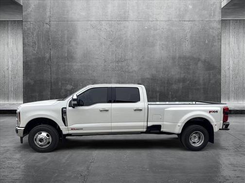 2025 Ford F-350 Lariat