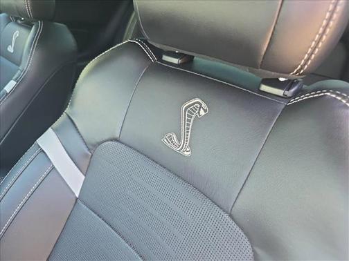 2022 Ford Shelby GT500 Base