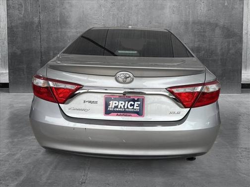 2016 Toyota Camry XLE