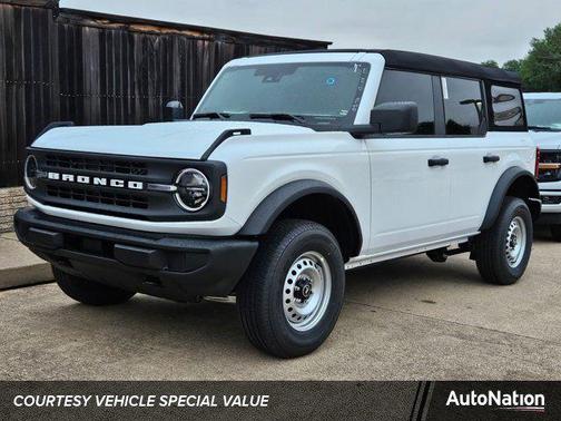 2025 Ford Bronco Base 4 Door 4x4