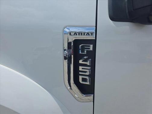 2022 Ford F-450 Lariat