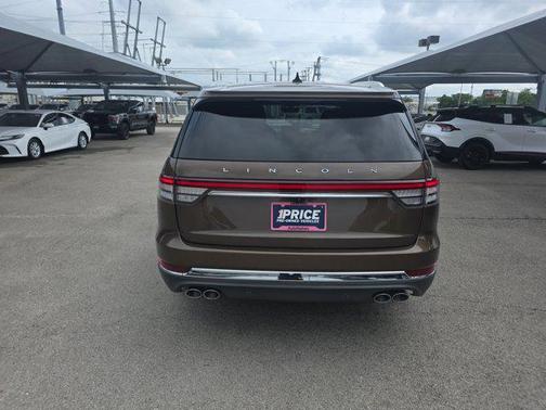2022 Lincoln Aviator Reserve AWD