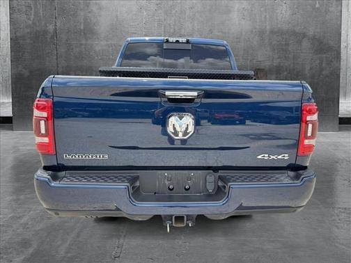 2021 RAM 2500 Laramie Crew Cab 4x4 6'4' Box