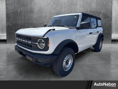 2025 Ford Bronco Base 4 Door 4x4