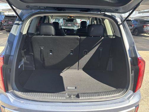 2023 Kia Telluride LX
