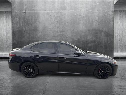 2022 Alfa Romeo Giulia Sprint