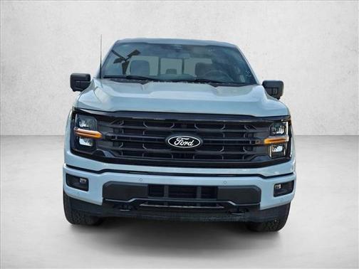 Avalanche 2026 Ford F-150 XLT
