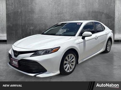 2019 Toyota Camry LE