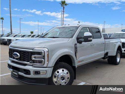 2026 Ford F-450 Platinum