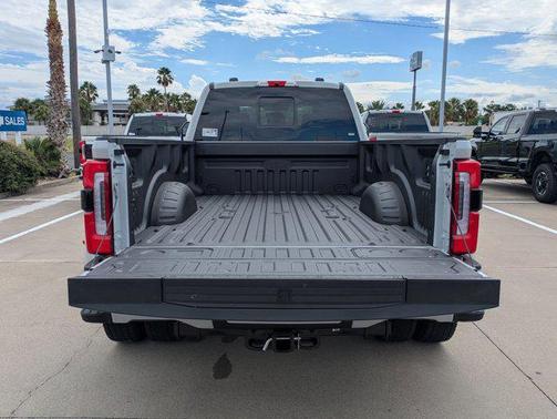 2026 Ford F-450 Platinum