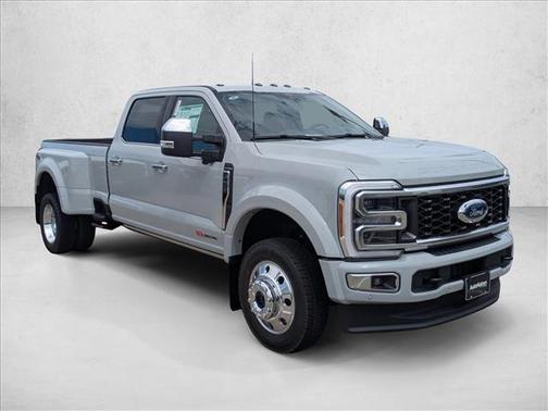 2026 Ford F-450 Platinum