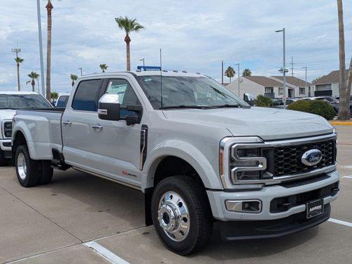2026 Ford F-450 Platinum