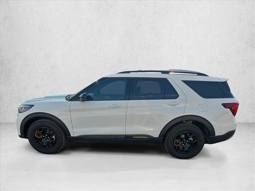 Star White Metallic Tri-Coat 2026 Ford Explorer Tremor