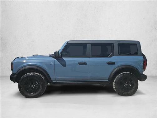 Azure Gray Metallic Tri-Coat 2024 Ford Bronco Black Diamond