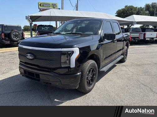 2025 Ford F-150 Lightning XLT