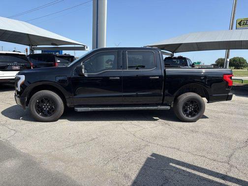 2025 Ford F-150 Lightning XLT