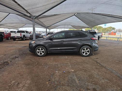 2020 Ford Edge SE