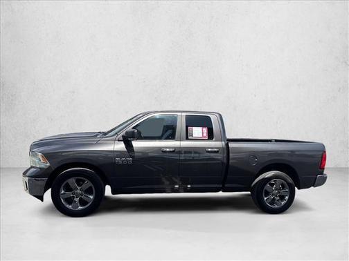 Granite Crystal Metallic Clearcoat 2017 RAM 1500 Lone Star