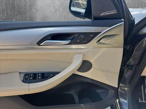 2019 BMW X3 M40i