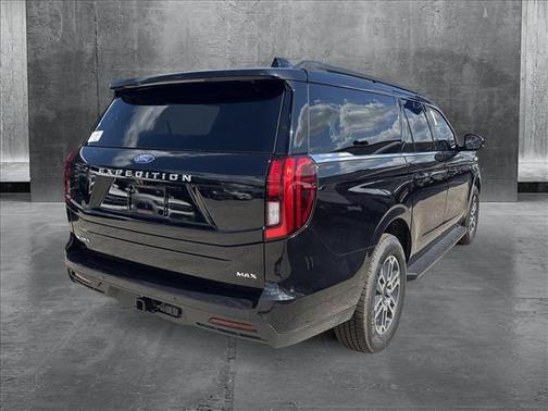 2025 Ford Expedition Max Active 4x2