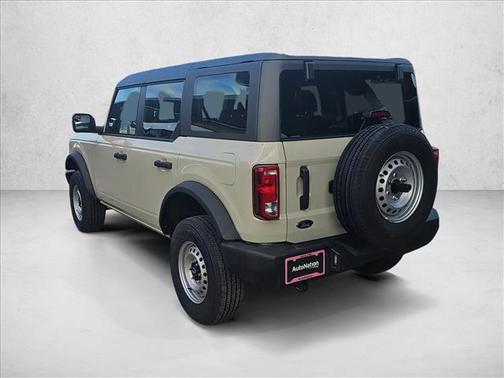 2025 Ford Bronco Base 4 Door 4x4