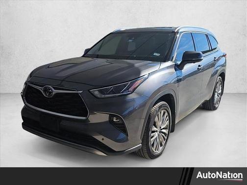 2023 Toyota Highlander Platinum