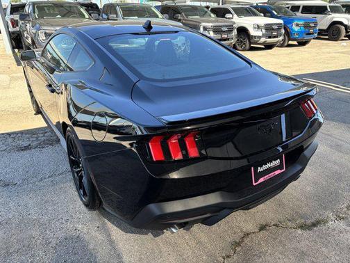 2025 Ford Mustang EcoBoost