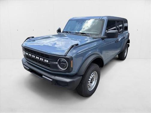 2025 Ford Bronco Base 4 Door 4x4