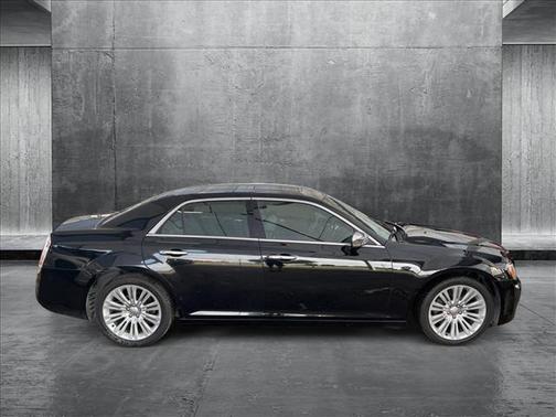2013 Chrysler 300C Base